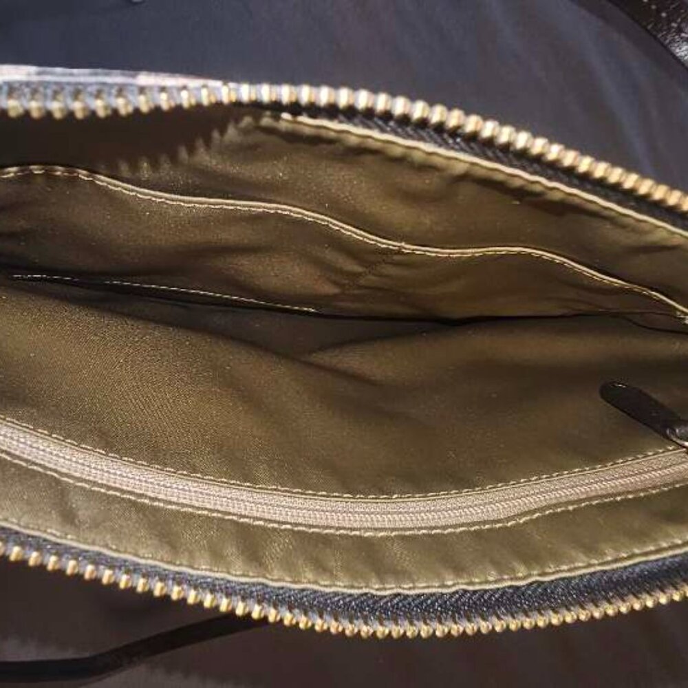 Coach Purse - Picture 3 of 3